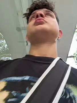 Snapshot of Nathan_Bluee chatting on 11, 10, 2025 Nathan Bluee online show from 11, 10, 2025