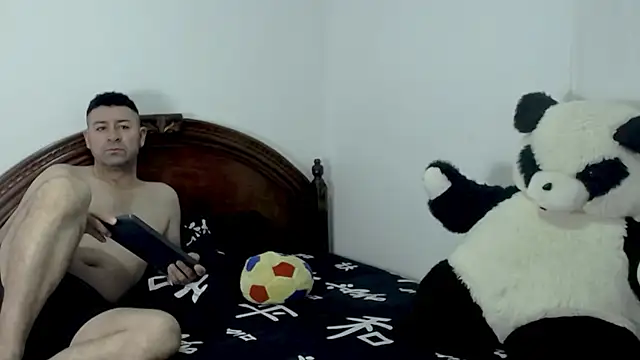 ambar jacksonn online show from 7, 1, 2026