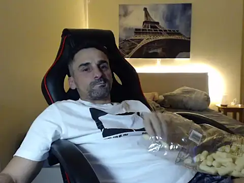 Snapshot of amydamarw chatting on 2, 2, 2026 amydamarw online show from 2, 2, 2026