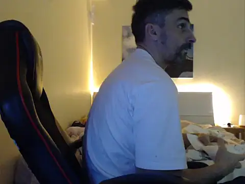 Snapshot of amydamarw chatting on 13, 2, 2026 amydamarw online show from 13, 2, 2026