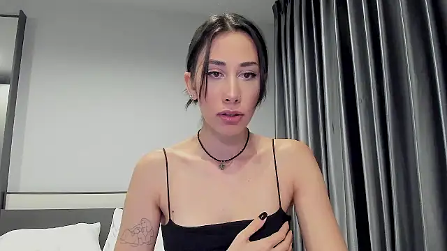 Sophiehii online show from 9, 1, 2025