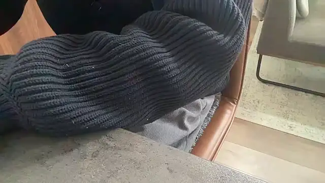 atom0407 online show from 10, 3, 2026