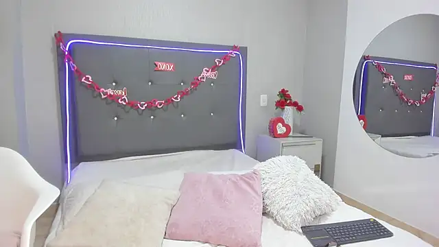 emma lye online show from 4, 4, 2026