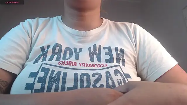 april bunnyy online show from 9, 9, 2025