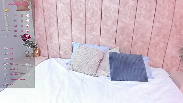 Katrina baurii online show from 15, 3, 2025