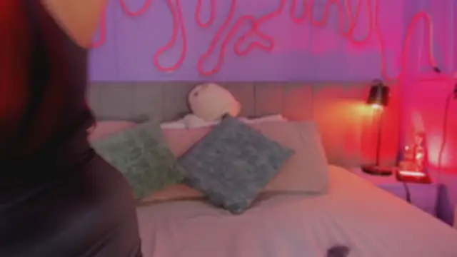 Mai higurashi online show from 10, 11, 2025