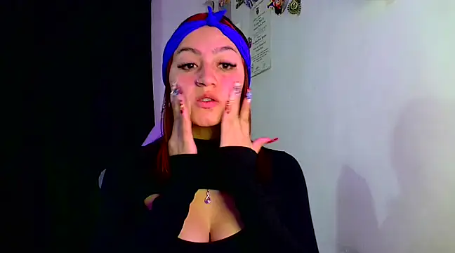 lucycherry   online show from 5, 2, 2025