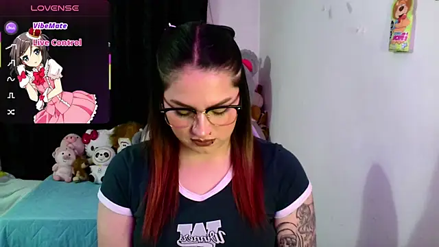 Snapshot of lucycherry__ chatting on 13, 2, 2026 lucycherry online show from 13, 2, 2026