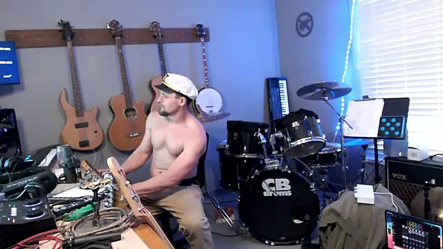 Snapshot of itsjameswebbscope chatting on 10, 2, 2026 itsjameswebbscope online show from 10, 2, 2026