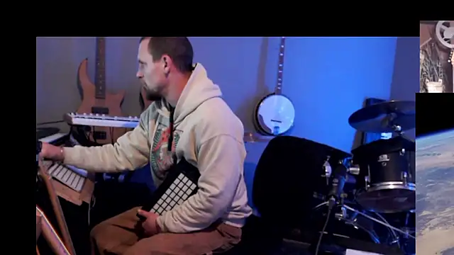 Snapshot of itsjameswebbscope chatting on 19, 2, 2026 itsjameswebbscope online show from 19, 2, 2026