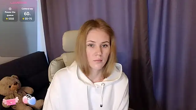 IsabelAllen online show from 4, 12, 2024