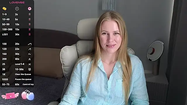 Snapshot of IsabelAllen chatting on 4, 8, 2026 IsabelAllen online show from 4, 8, 2026