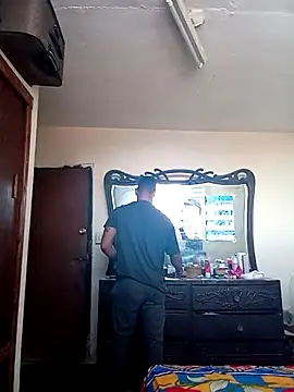 Snapshot of adriel_perez chatting on 21, 10, 2025 adriel perez online show from 21, 10, 2025