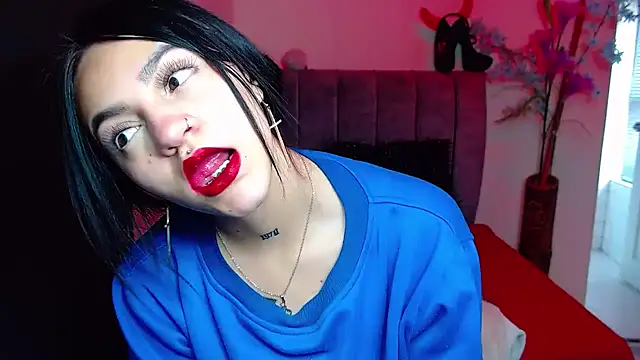 Violettasquirt online show from 15, 9, 2025