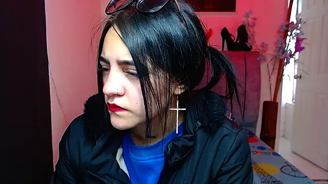 Violettasquirt online show from 17, 10, 2025