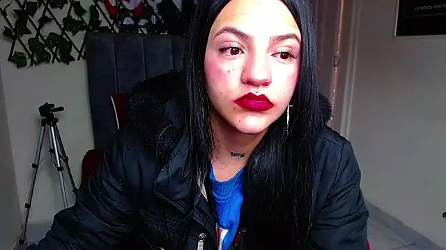 Violettasquirt online show from 27, 5, 2026