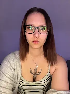 Snapshot of TheRealNyxa chatting on 13, 4, 2026 TheRealNyxa online show from 13, 4, 2026