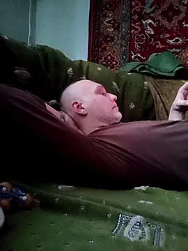 Pineapple04 online show from 19, 2, 2026