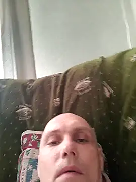 Pineapple04 online show from 11, 3, 2026