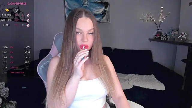 Snapshot of wwildfox chatting on 14, 1, 2025 wwildfox online show from 14, 1, 2025