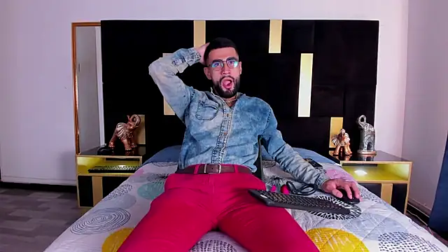 Ethan  Walker online show from 3, 2, 2025