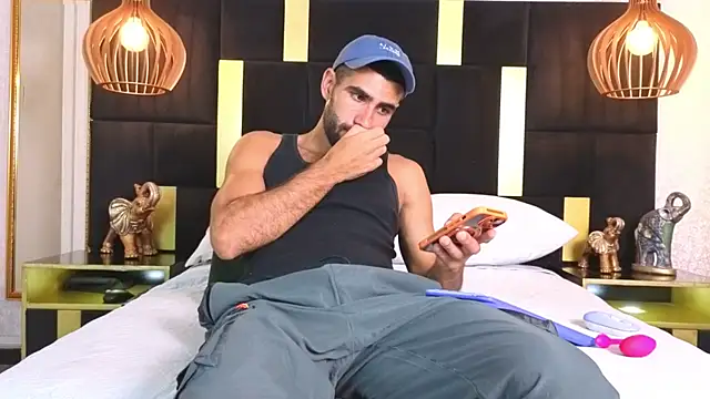 Ethan  Walker online show from 19, 11, 2025