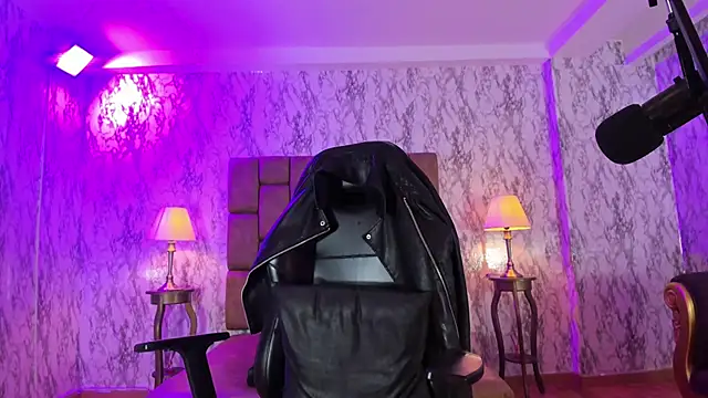 Camila Chainn online show from 27, 2, 2025