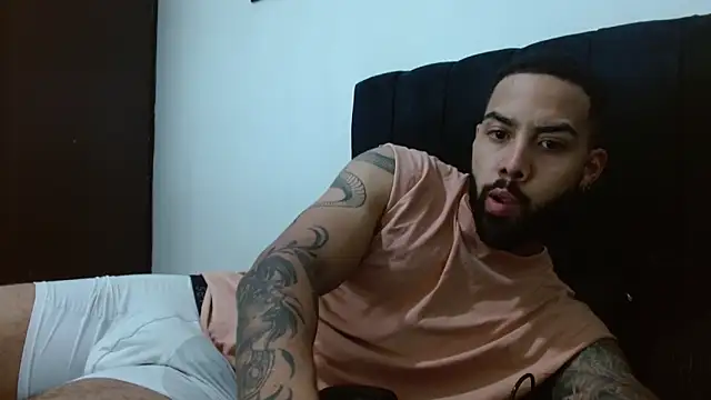 Snapshot of Hendry_ chatting on 2, 12, 2024 Hendry online show from 2, 12, 2024