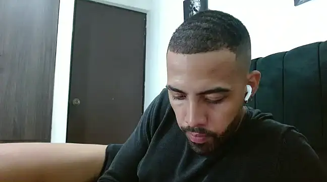 Snapshot of Hendry_ chatting on 9, 1, 2025 Hendry online show from 9, 1, 2025