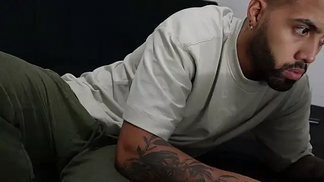 Snapshot of Hendry_ chatting on 12, 2, 2025 Hendry online show from 12, 2, 2025