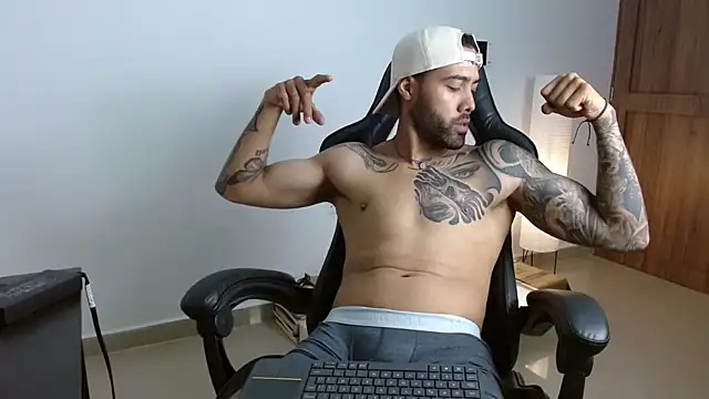 Snapshot of Hendry_ chatting on 6, 4, 2026 Hendry online show from 6, 4, 2026