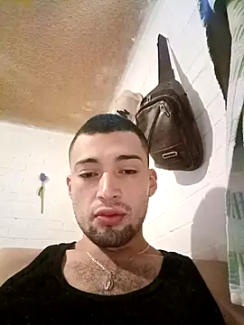 Suggarwhite18CM online show from 18, 11, 2025