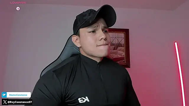 Snapshot of RoyConstance chatting on 3, 10, 2025 RoyConstance online show from 3, 10, 2025