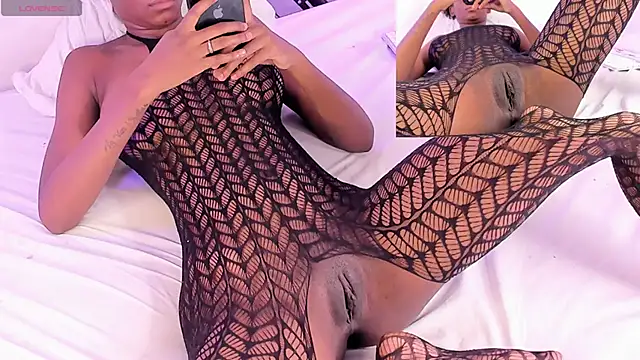 Snapshot of AgathaFoxy chatting on 7, 2, 2025 AgathaFoxy online show from 7, 2, 2025