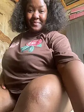 Snapshot of Missmoox24 chatting on 5, 3, 2025 Missmoox24 online show from 5, 3, 2025