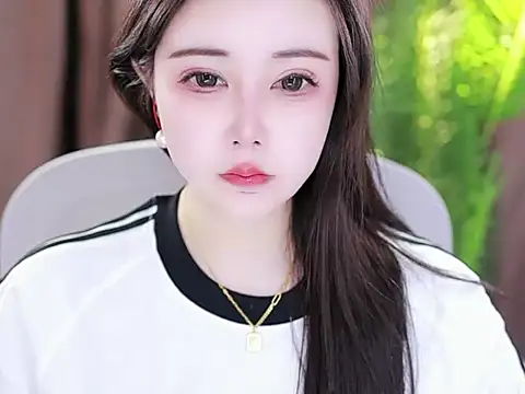 Qiaoqiao  online show from 7, 2, 2025