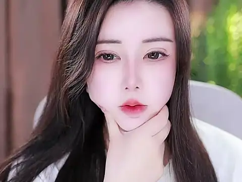 Qiaoqiao  online show from 11, 2, 2025