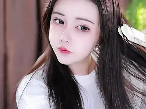 Qiaoqiao  online show from 11, 2, 2025