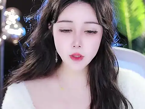 Qiaoqiao  online show from 17, 3, 2025