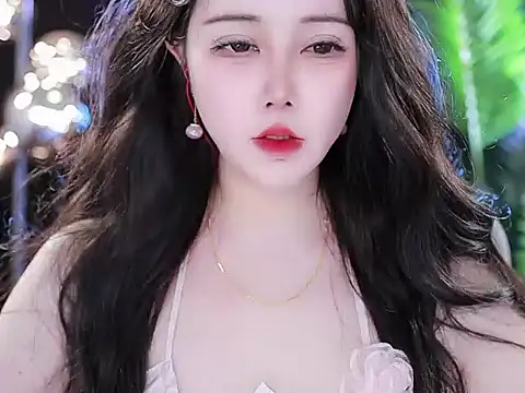 Qiaoqiao  online show from 19, 3, 2025