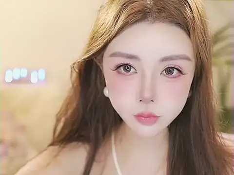 Qiaoqiao  online show from 25, 6, 2026