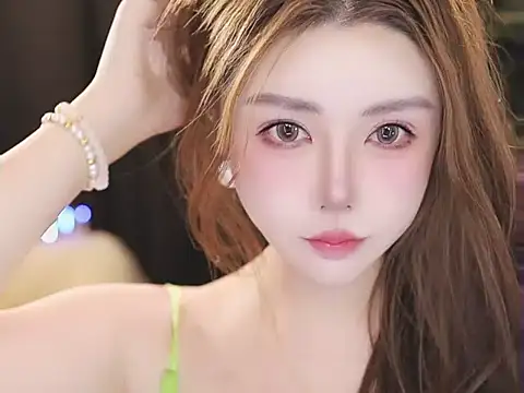 Qiaoqiao  online show from 17, 7, 2026