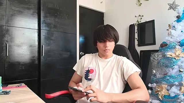 Snapshot of Haruto2001 chatting on 4, 1, 2025 Haruto2001 online show from 4, 1, 2025