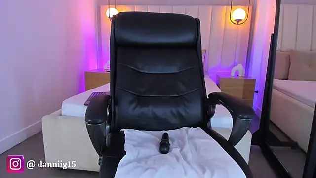 kosmic Angel online show from 20, 2, 2025