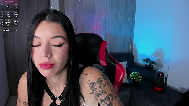 Snapshot of zoee_jackson chatting on 22, 2, 2026 zoee jackson online show from 22, 2, 2026