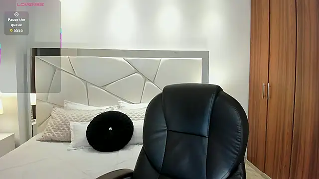 zoee jackson online show from 28, 5, 2026