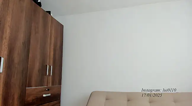 Luisa0110 online show from 17, 1, 2025