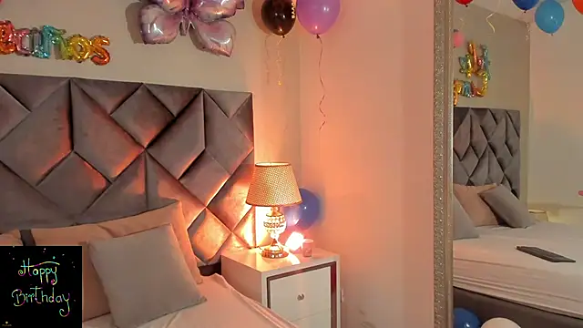 Luisa0110 online show from 1, 10, 2025