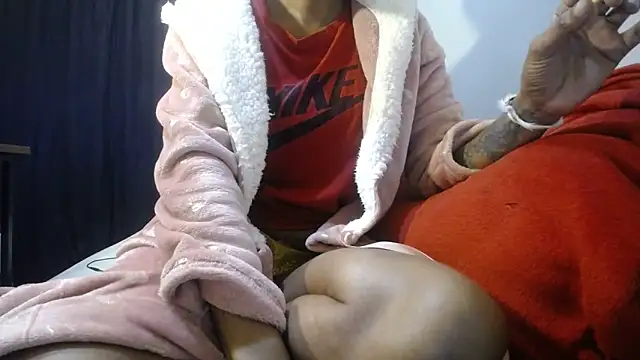 Snapshot of Carameldip chatting on 7, 5, 2026 Carameldip online show from 7, 5, 2026