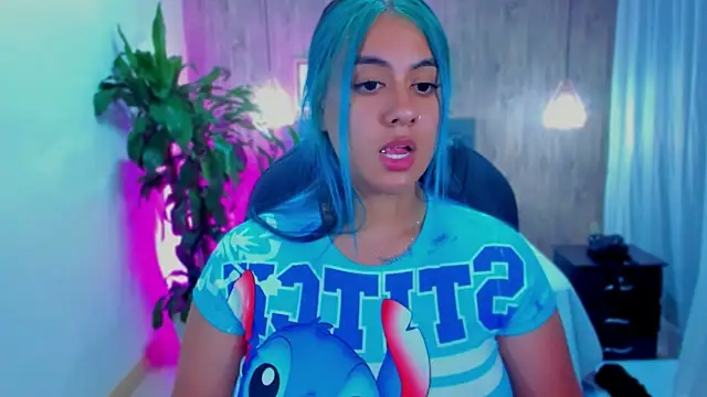 Xisu  online show from 19, 12, 2024